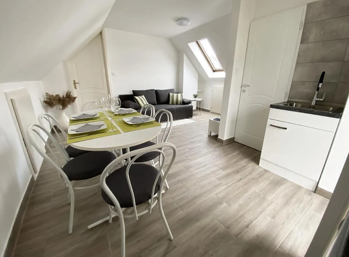 Andrea Apartmanok Hajdúszoboszló