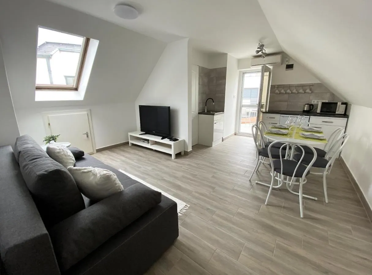 Andrea Apartmanok Hajdúszoboszló